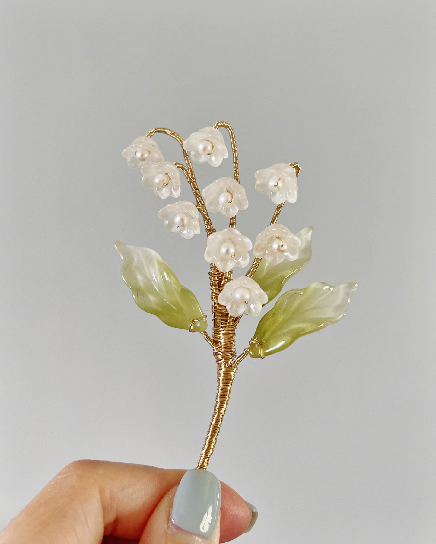 Lily of the valley brooch in white