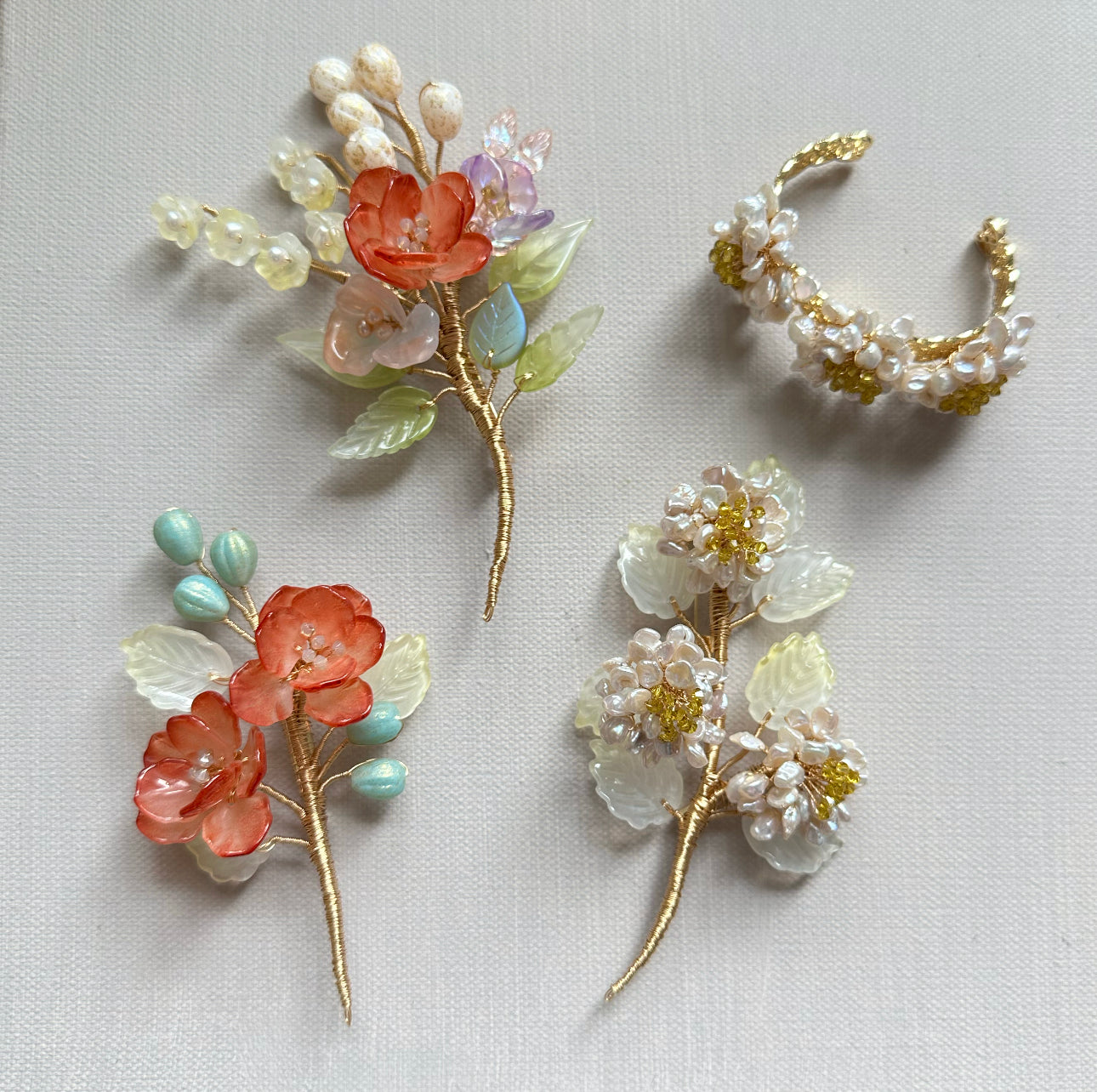 Victoria's statement peonies bangle