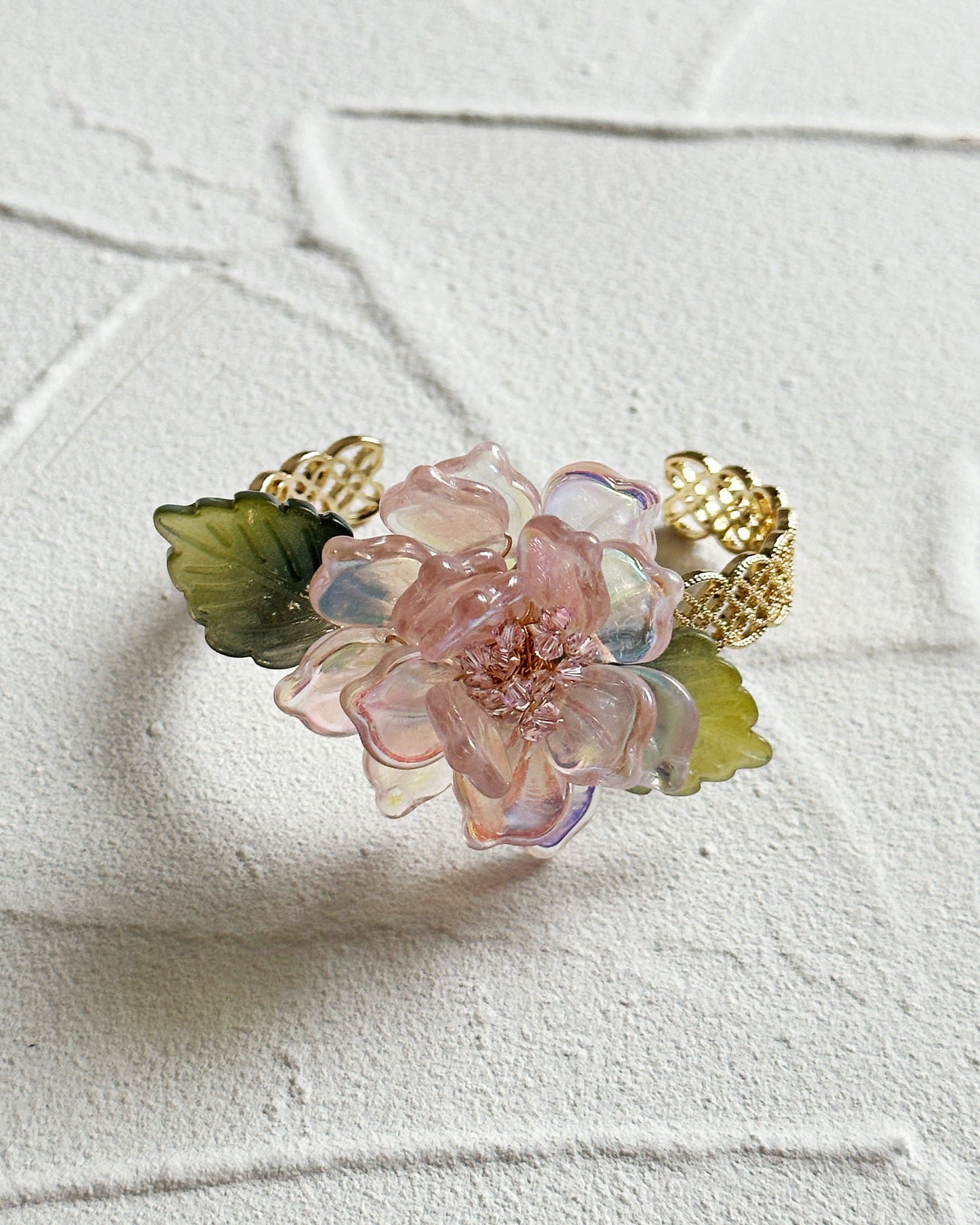 The new peony everyday bangle in aurora borealis pink
