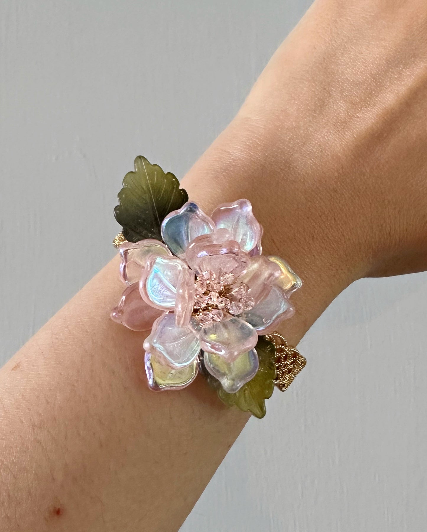 The new peony everyday bangle in aurora borealis pink