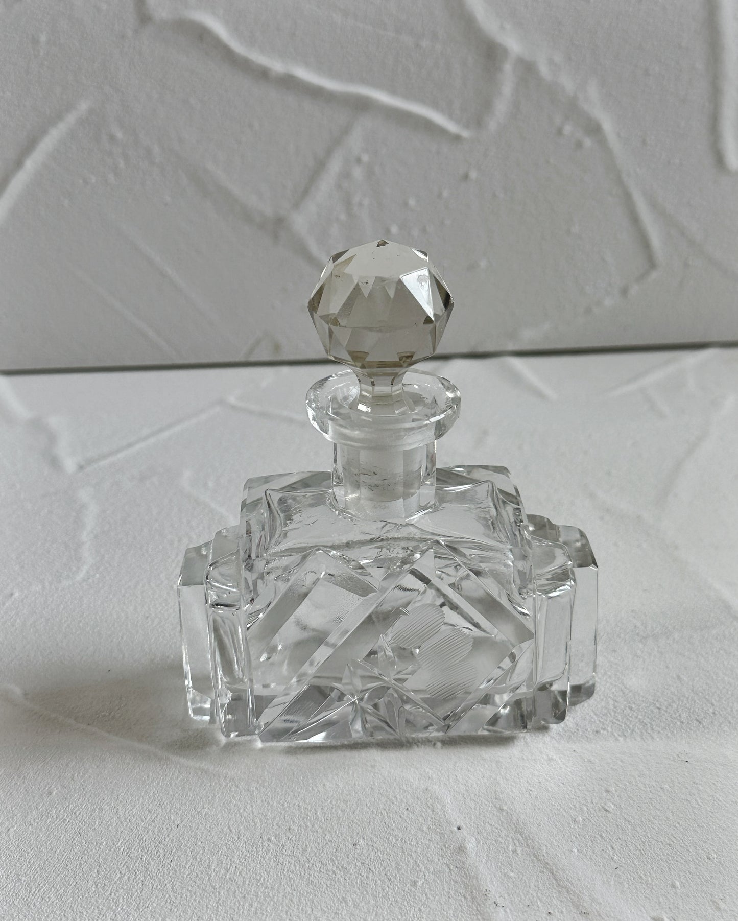 Antique Art Deco stylised flower cut glass perfume bottle
