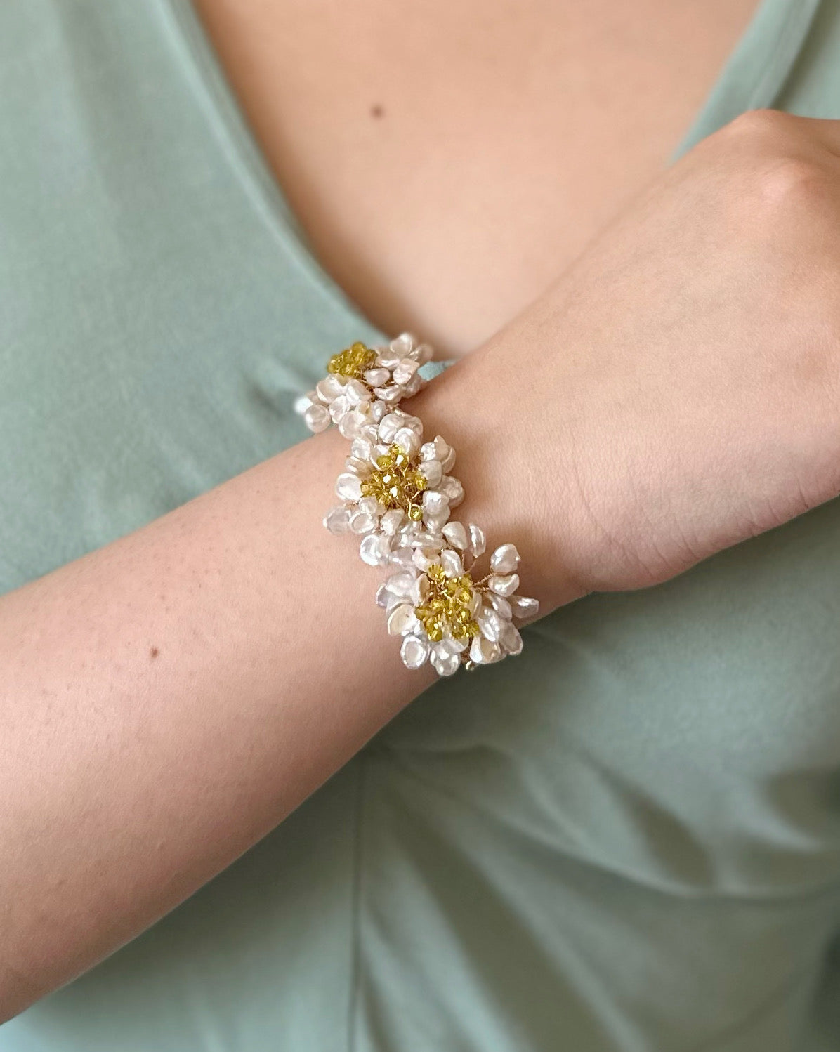 Victoria's statement peonies bangle