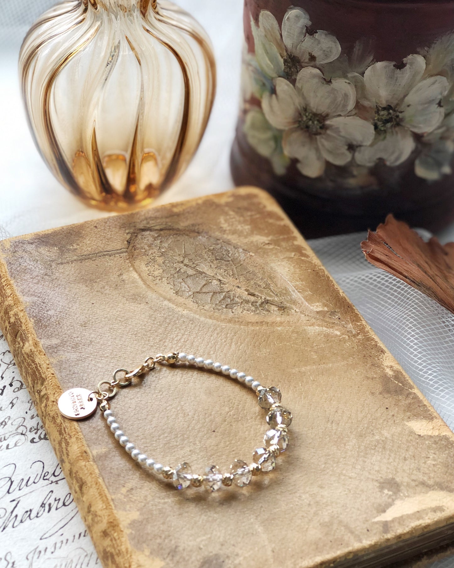 Swarovski crystal pearls and crystals bracelet