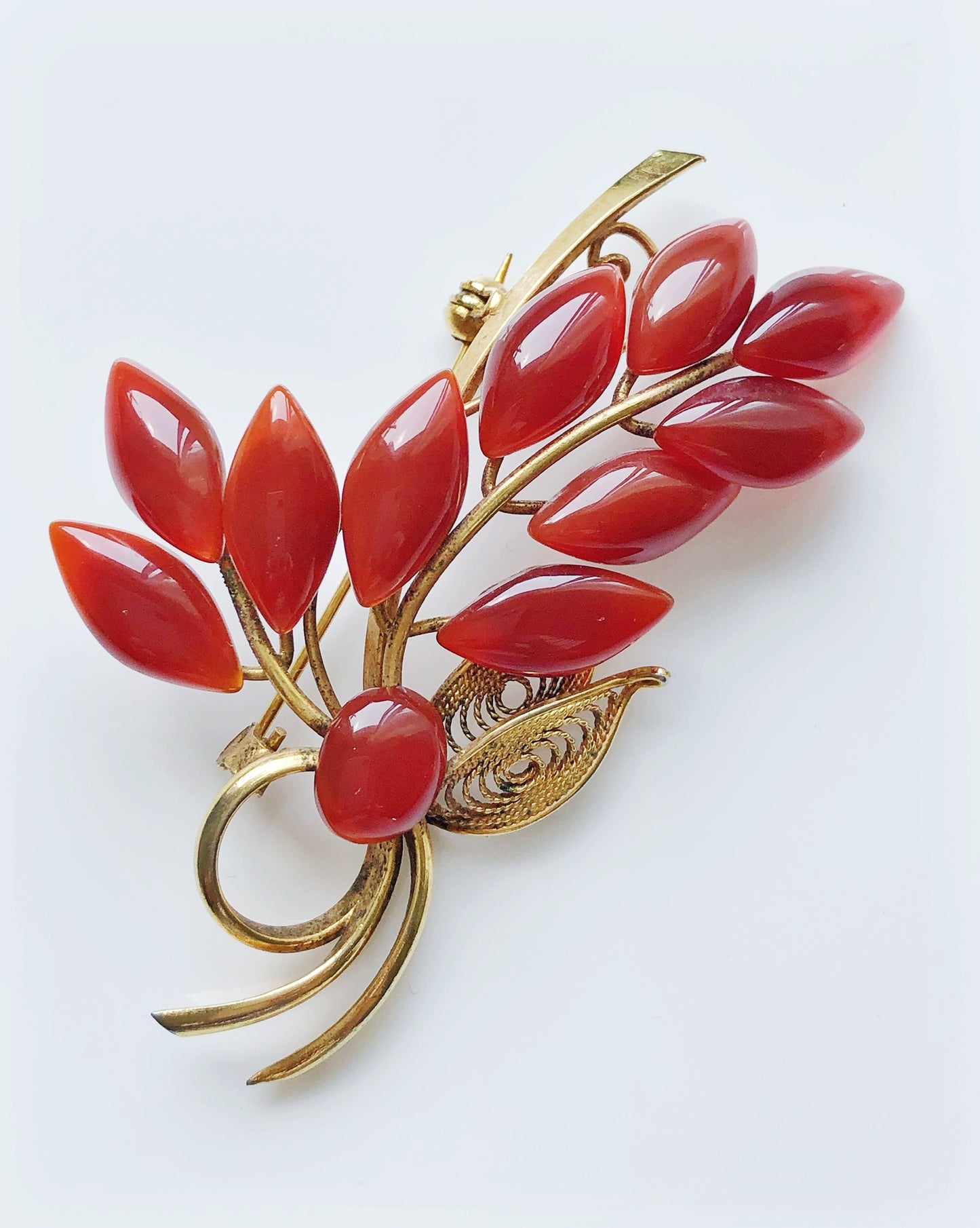 Vintage faux red jadeite wheat motif brooch