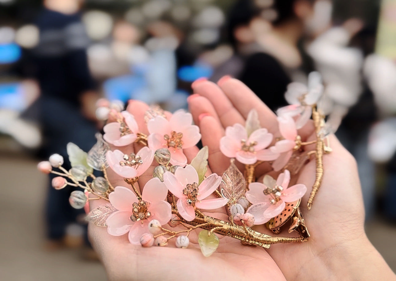 Sakura Love at Ueno luxurious flower hair clip