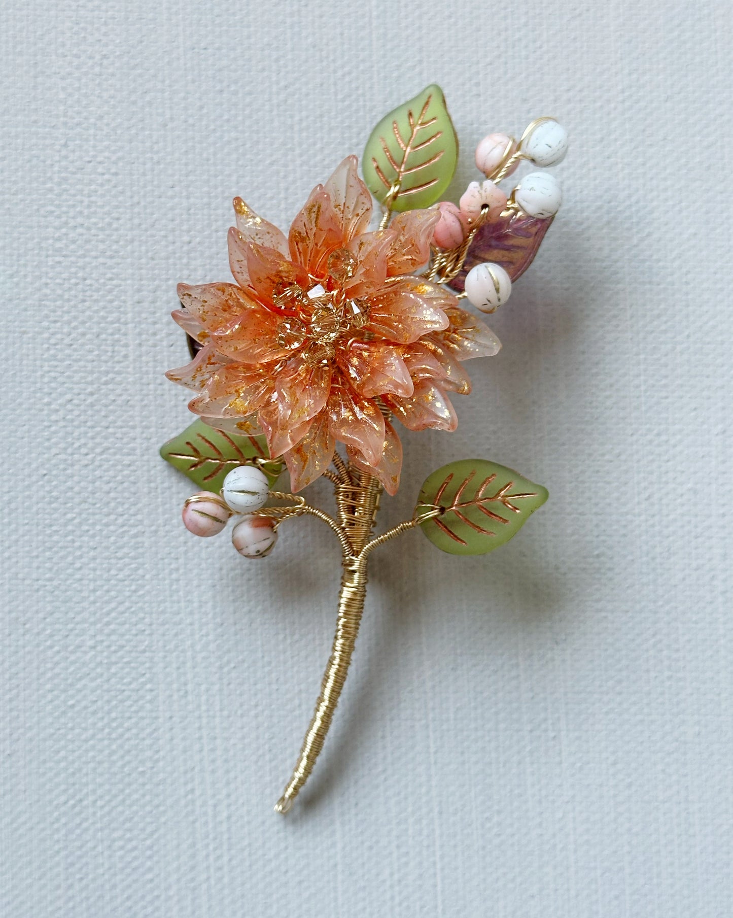Sonnet of dahlia single flower brooch