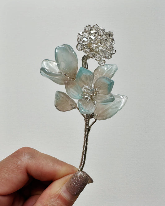 Floral fairy blue icy bouquet brooch