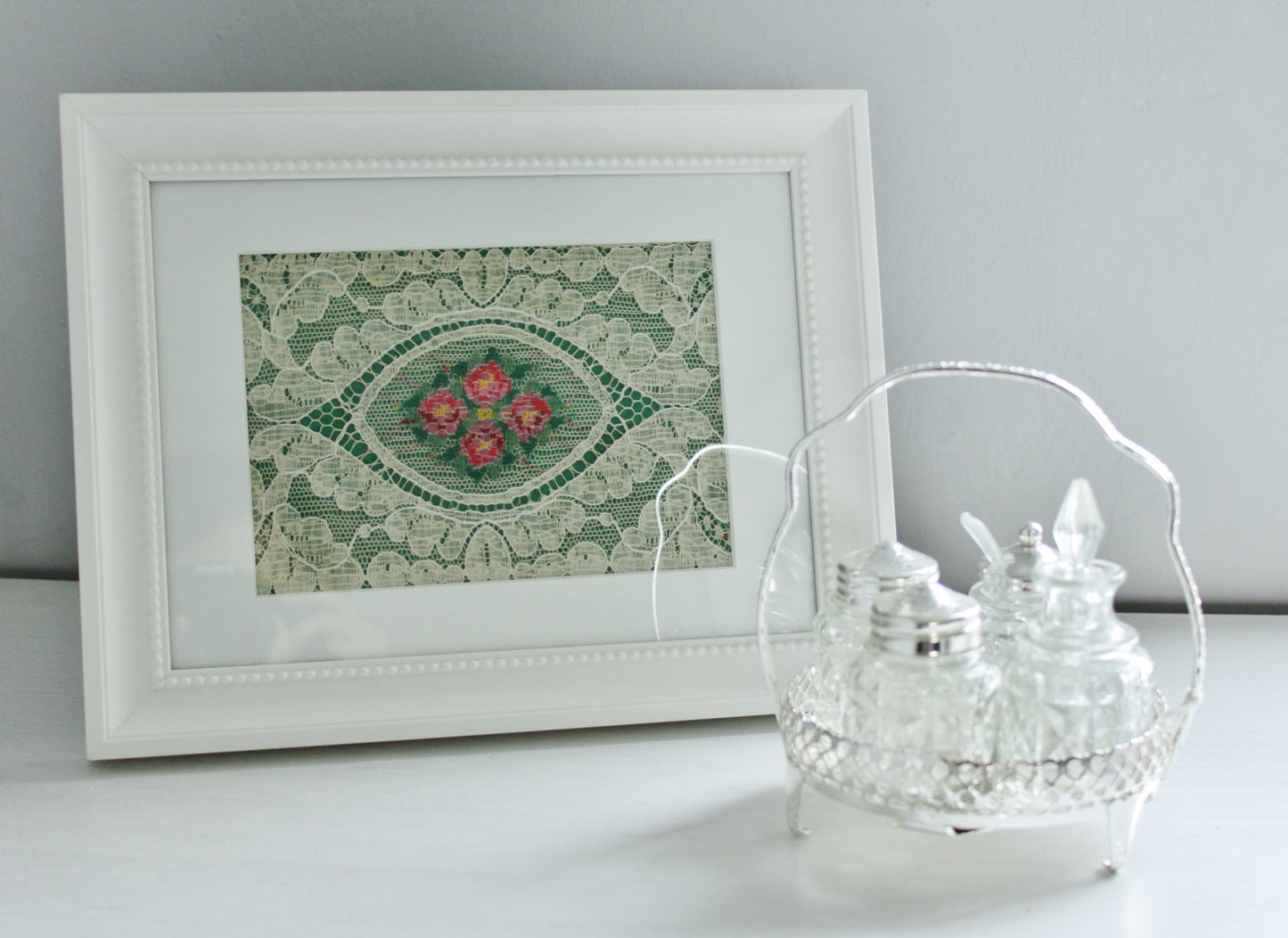 I Only Have Eyes for Beauty Antique Lace in Elegant White Frame