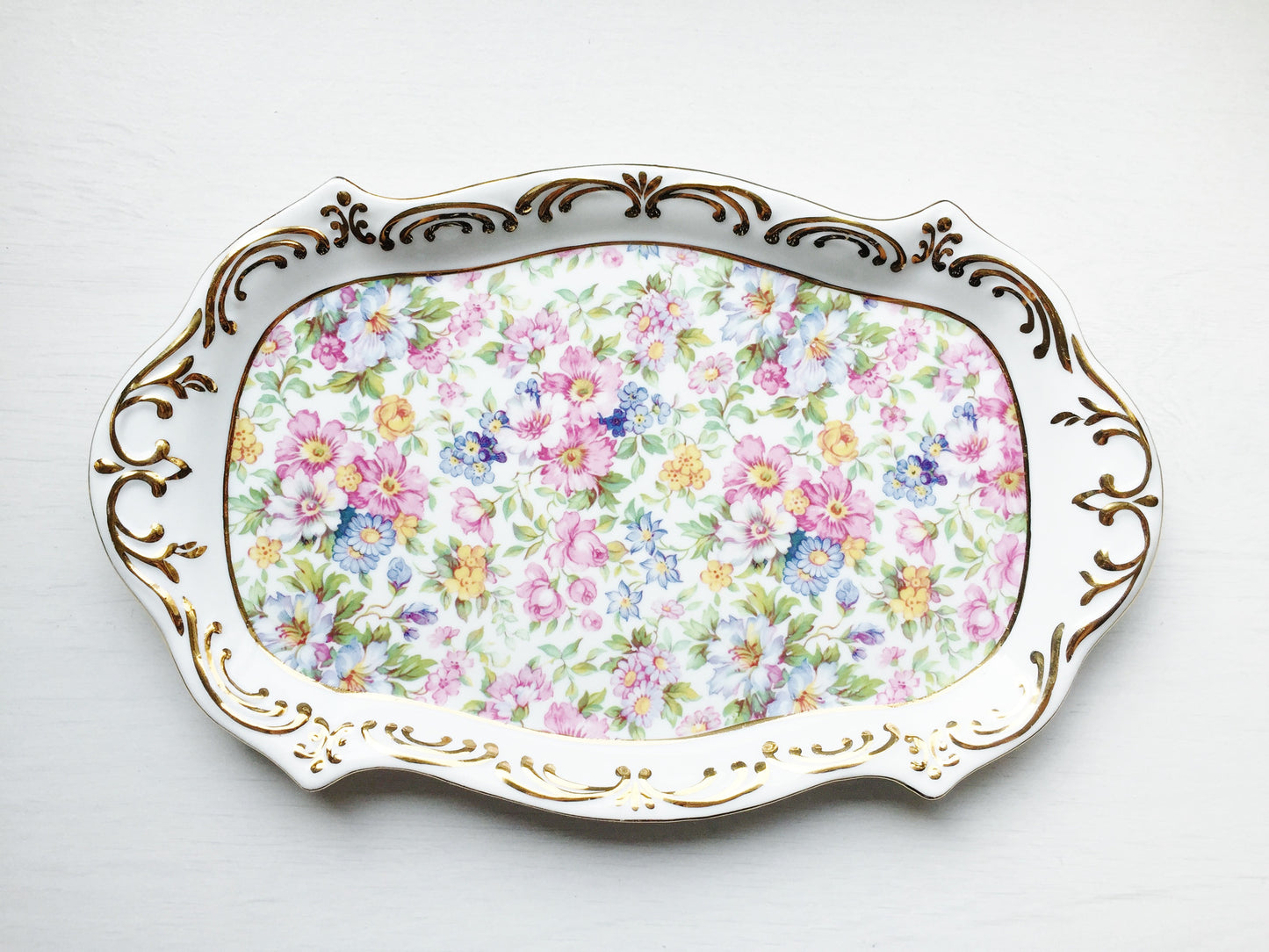 Circa 1950s - 1960s Vintage Chintz Porcelain Dish