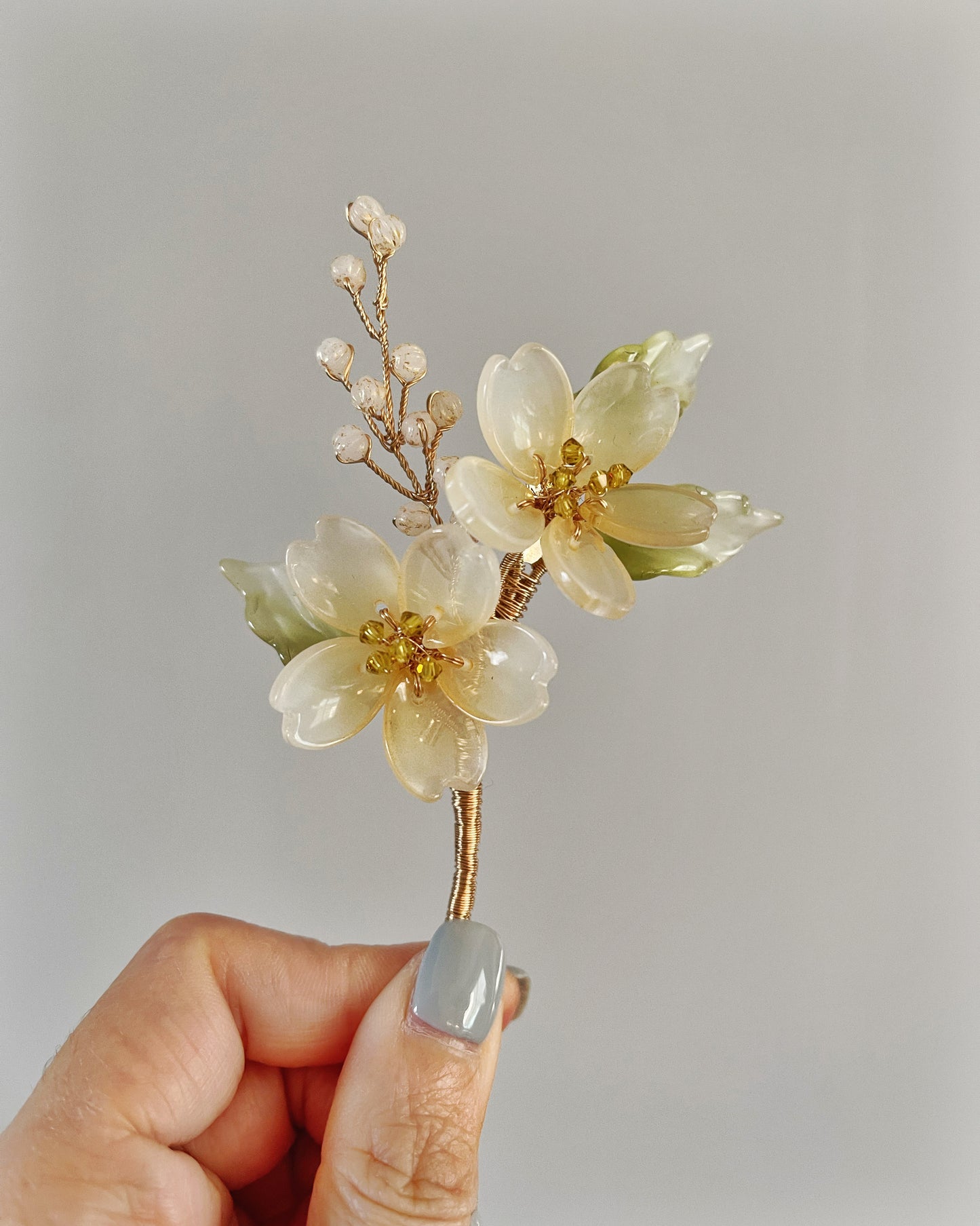 Ueno Sakura Deluxe Collection: sakura cluster brooch