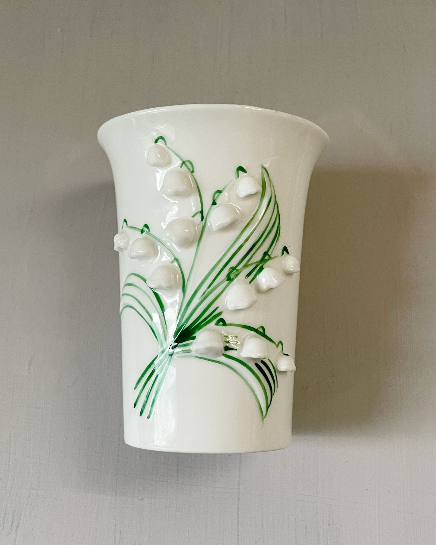 Vintage lily of the valley raised flowers tumbler