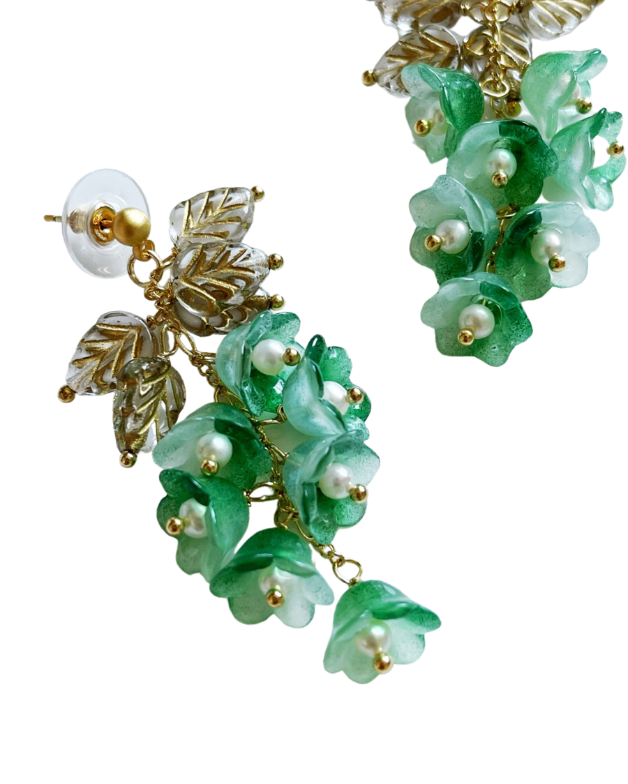 Canterbury bell flowers earrings in green