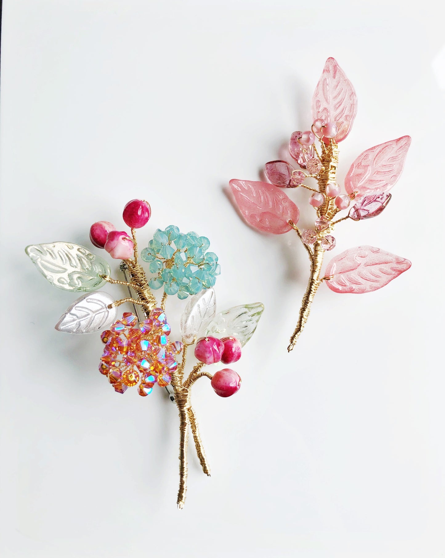 Foliage brooch in Summer