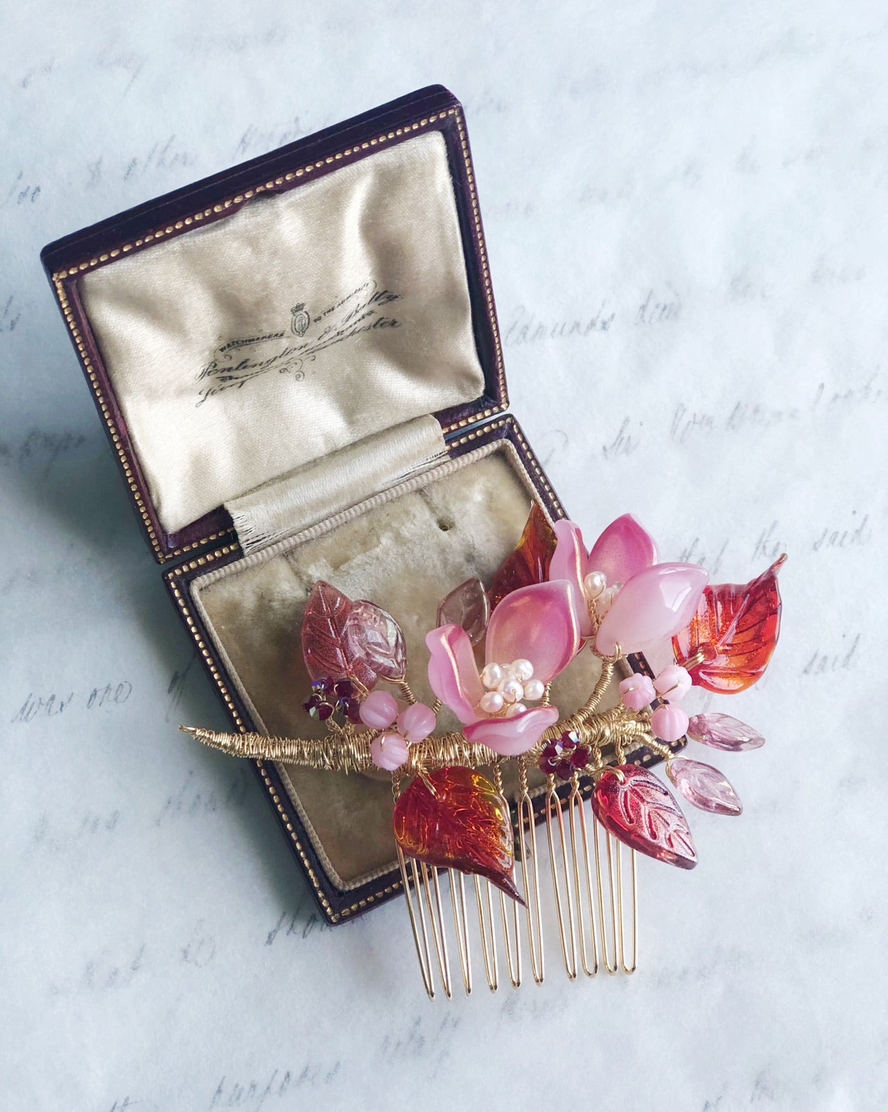 《Autumn palette IV》Autumn dark pink lily bouquet hair slide