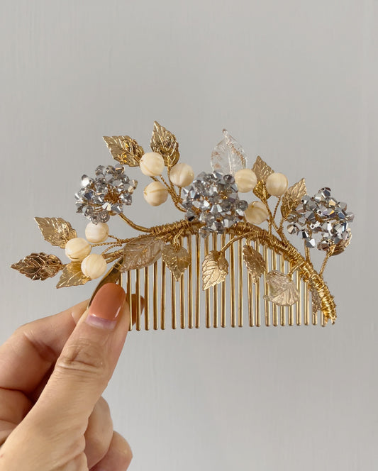 Christmas magic Swarovski crystals hydrangea wedding hair slide