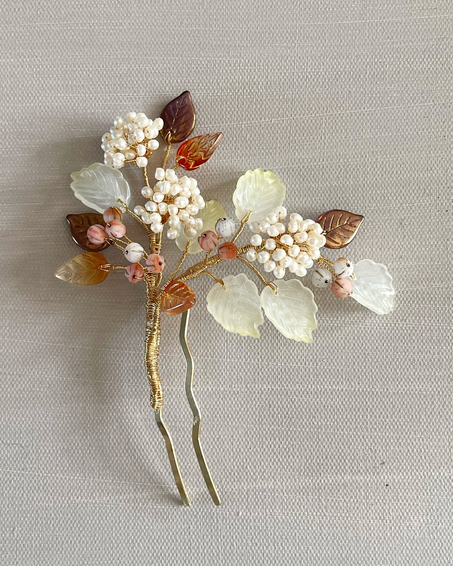 Hydrangea symphony for autumn hair pin