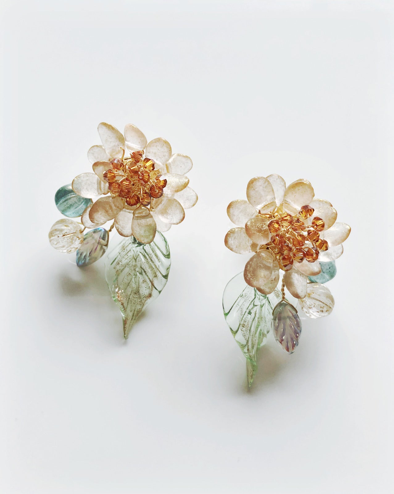 《November Palette I》LIMITED EDITION Victoria’s chrysanthemum floral bouquet earrings