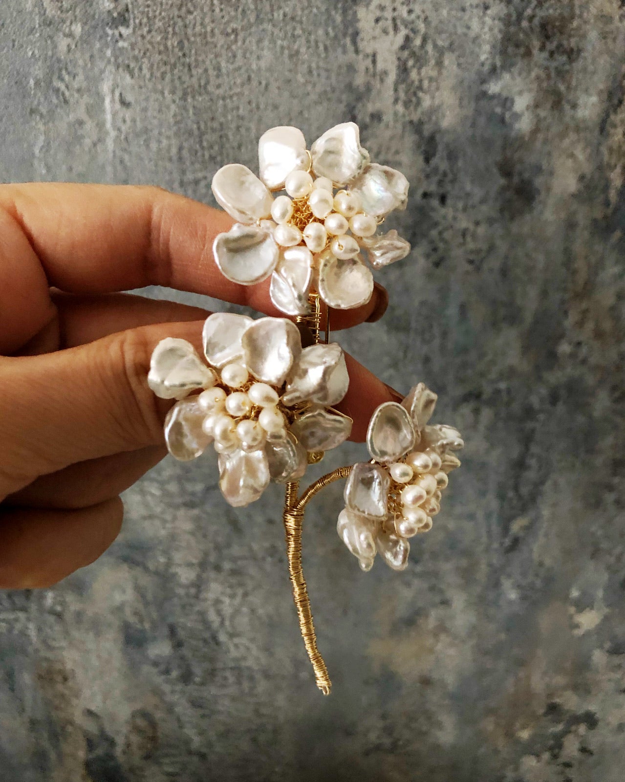 《The Sisters》”Florence” freshwater pearls floral brooch