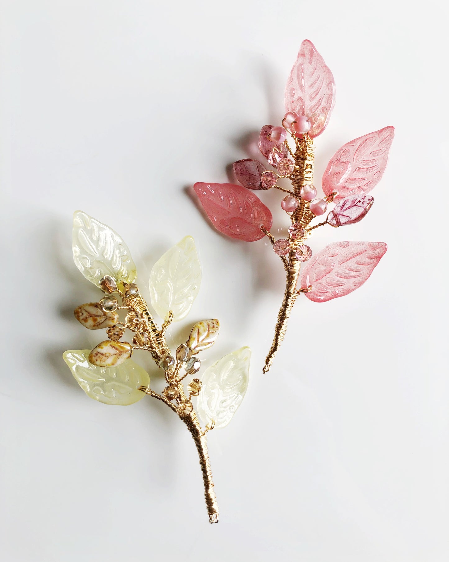 Foliage brooch in Summer